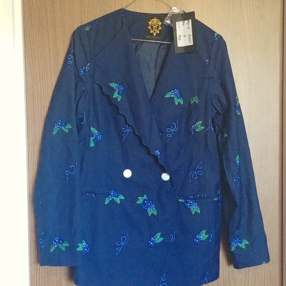 Nishe Scalloped Jacket